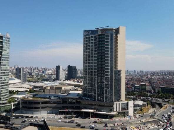 Многофункциональный торговый центр Mall of Istanbul High Residence в Стамбуле, Турция