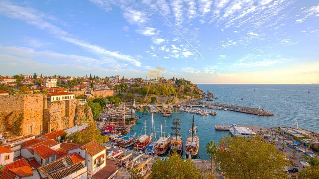 15 reasons to buy a property and invest money in Istanbul